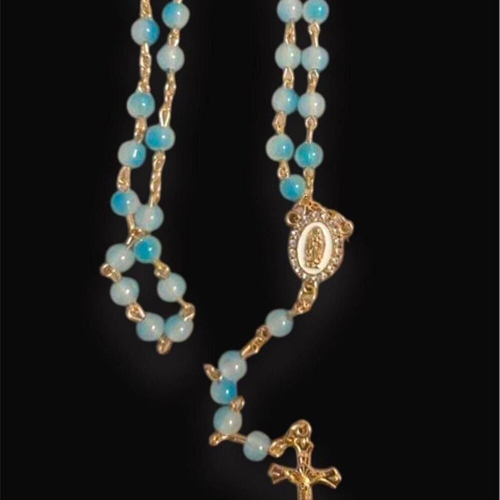 Source Unknown Blue and White Rosary Necklace with Gold-tone Crucifix - Picture 3 of 3